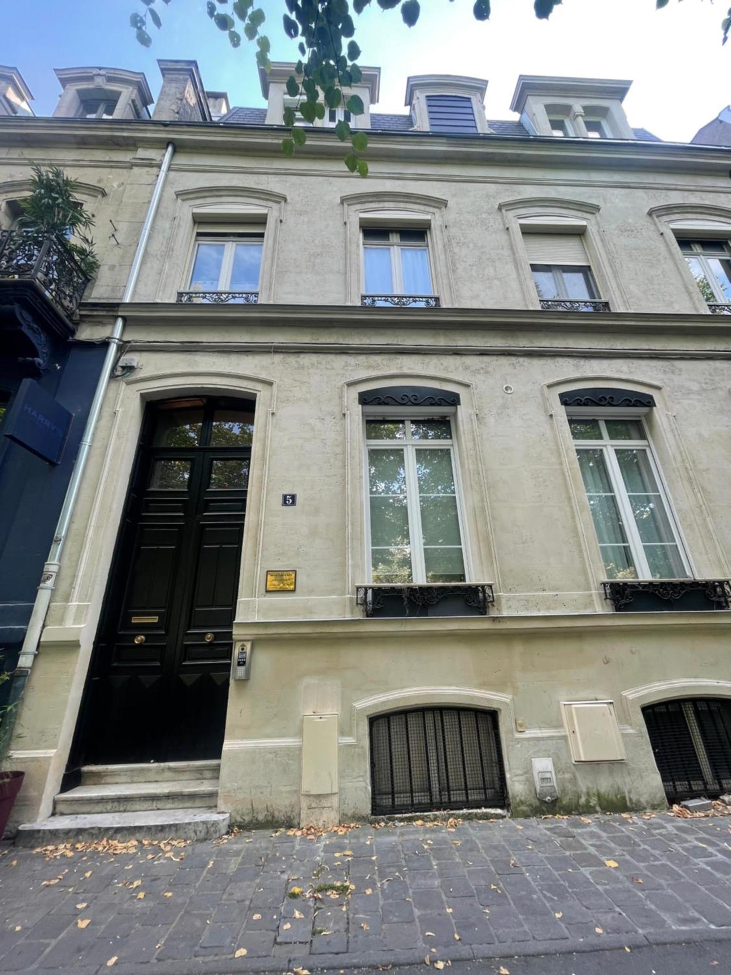 Appartements De Charme Du General Leclerc - Place D'Erlon - Hypercentre - Gare - ריימס מראה חיצוני תמונה