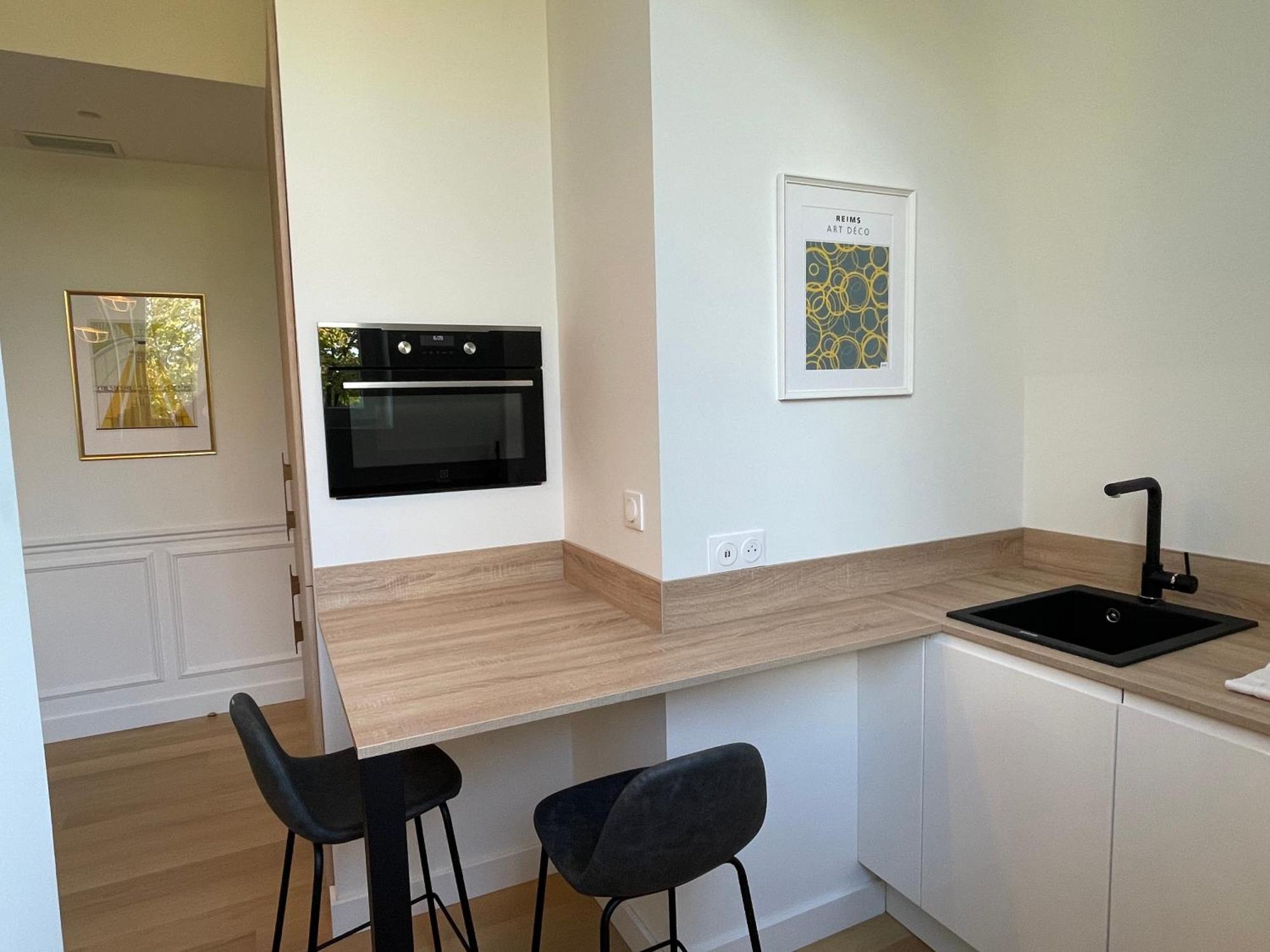 Appartements De Charme Du General Leclerc - Place D'Erlon - Hypercentre - Gare - ריימס מראה חיצוני תמונה