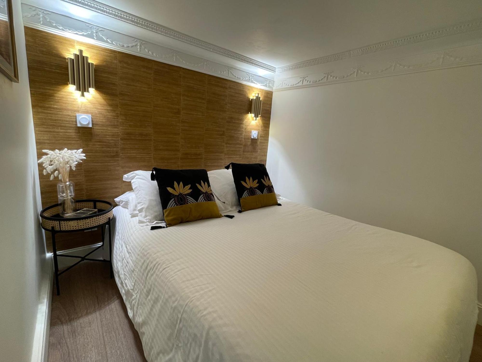 Appartements De Charme Du General Leclerc - Place D'Erlon - Hypercentre - Gare - ריימס מראה חיצוני תמונה