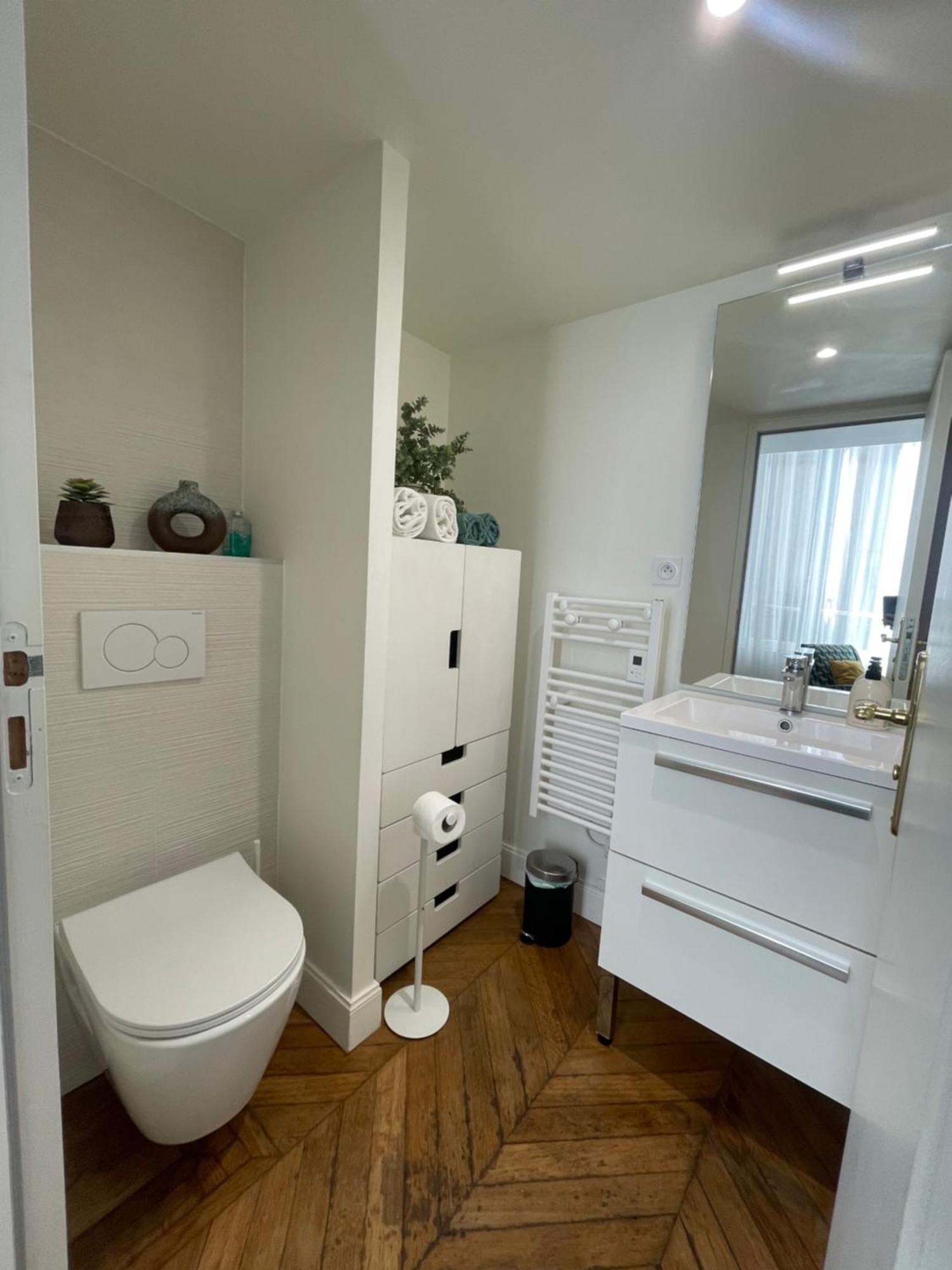 Appartements De Charme Du General Leclerc - Place D'Erlon - Hypercentre - Gare - ריימס מראה חיצוני תמונה
