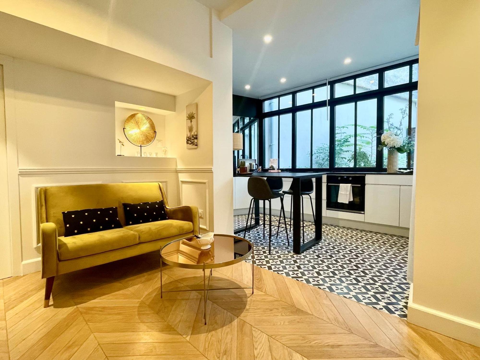 Appartements De Charme Du General Leclerc - Place D'Erlon - Hypercentre - Gare - ריימס מראה חיצוני תמונה