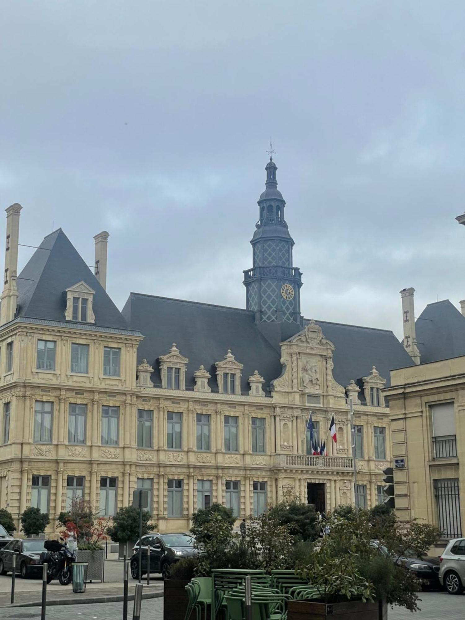 Appartements De Charme Du General Leclerc - Place D'Erlon - Hypercentre - Gare - ריימס מראה חיצוני תמונה