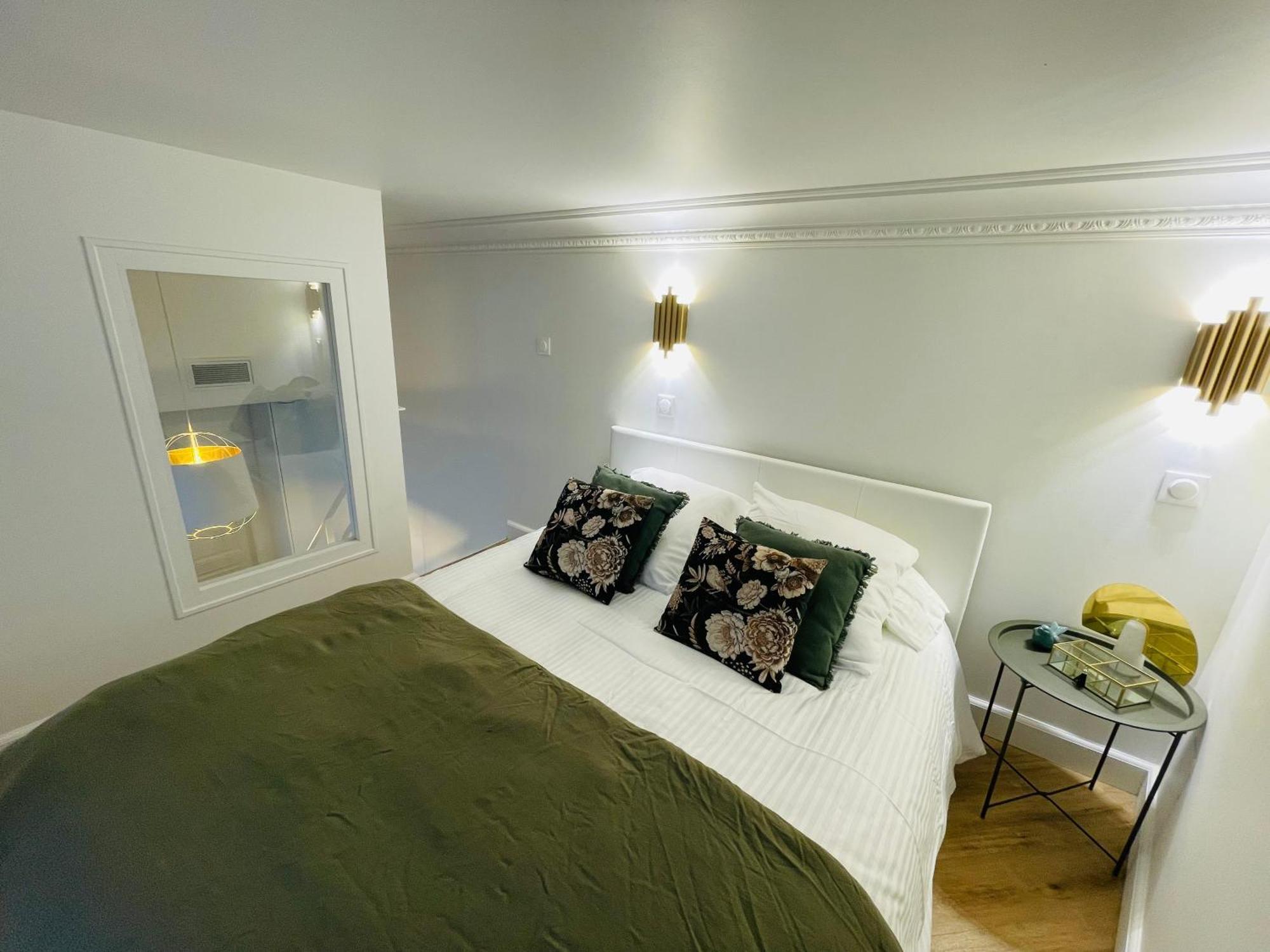 Appartements De Charme Du General Leclerc - Place D'Erlon - Hypercentre - Gare - ריימס מראה חיצוני תמונה